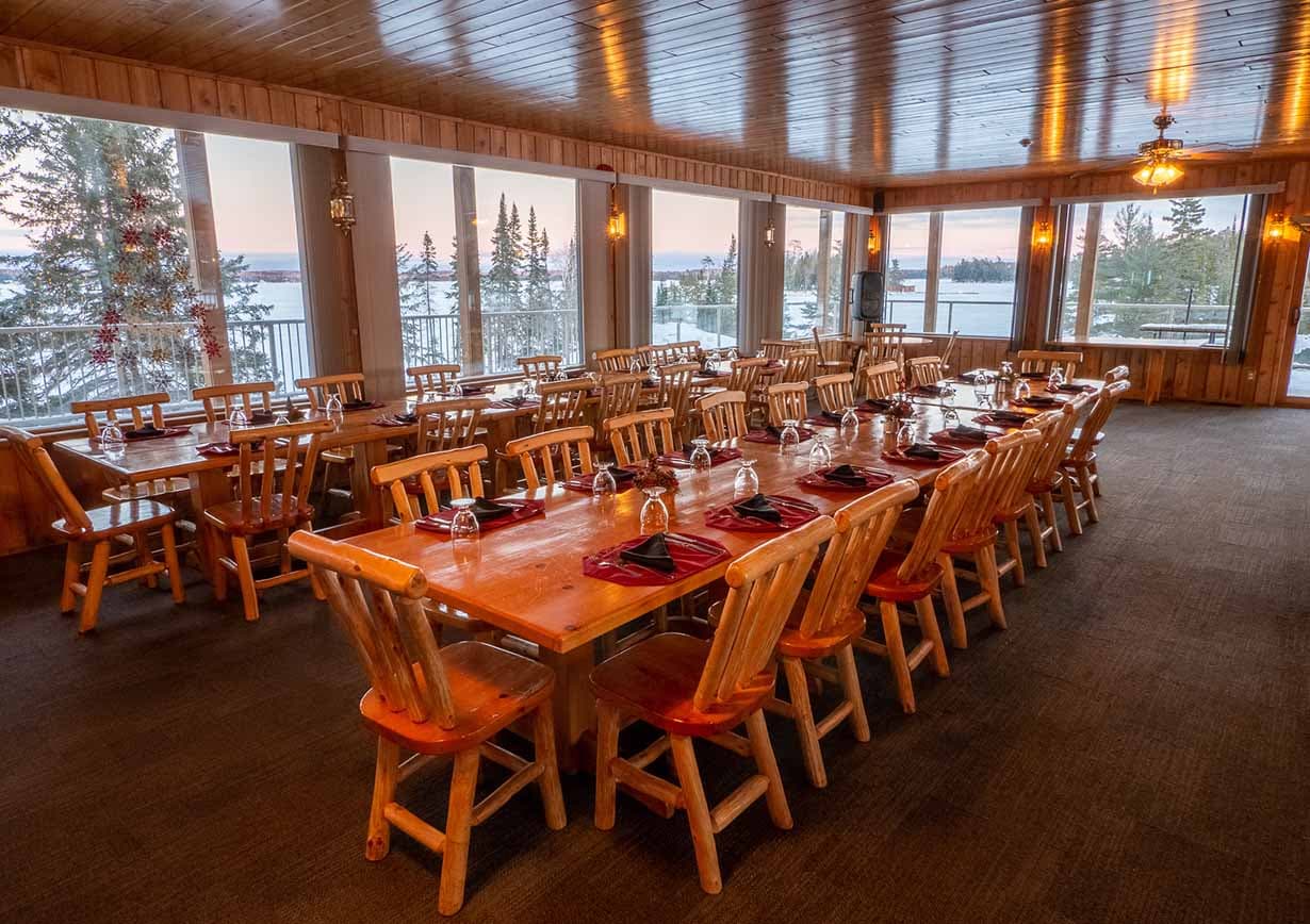 Long tables at Yellowbird lodge 